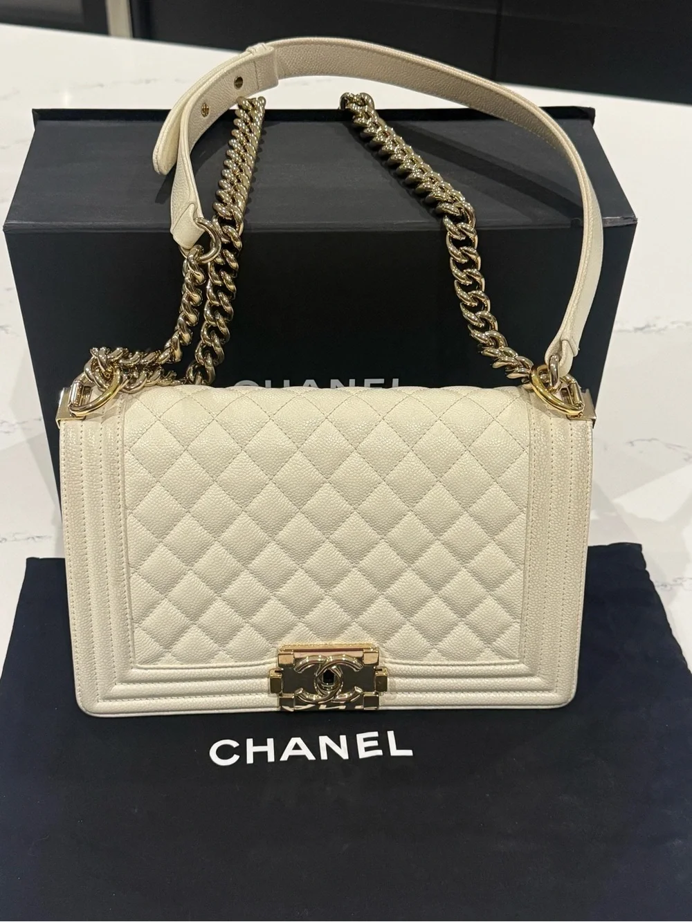 CHANEL Ivory Quilted Leather Shoulder Bag with Gold Chain